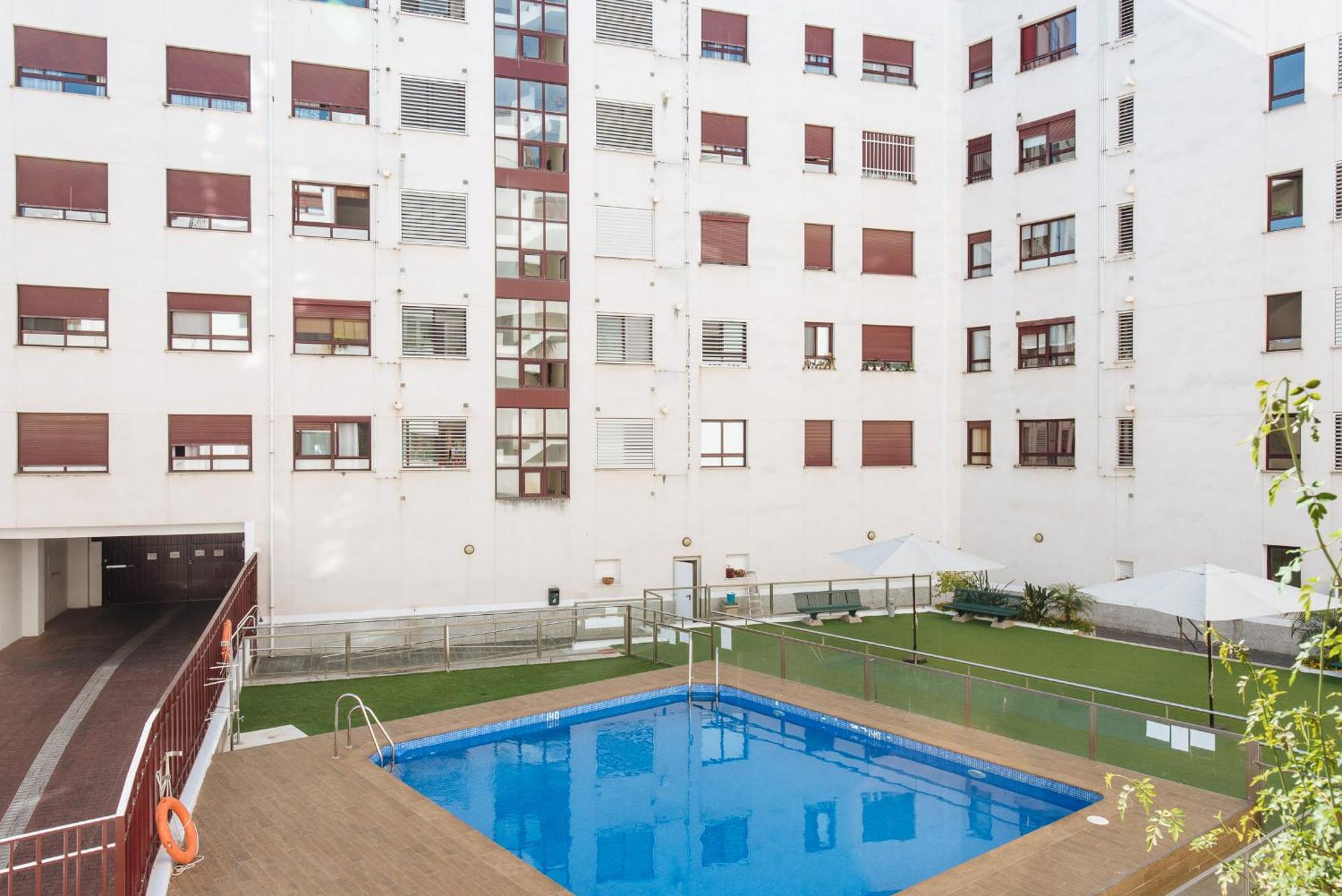San Bernardo Home Free Parking Севілья Екстер'єр фото